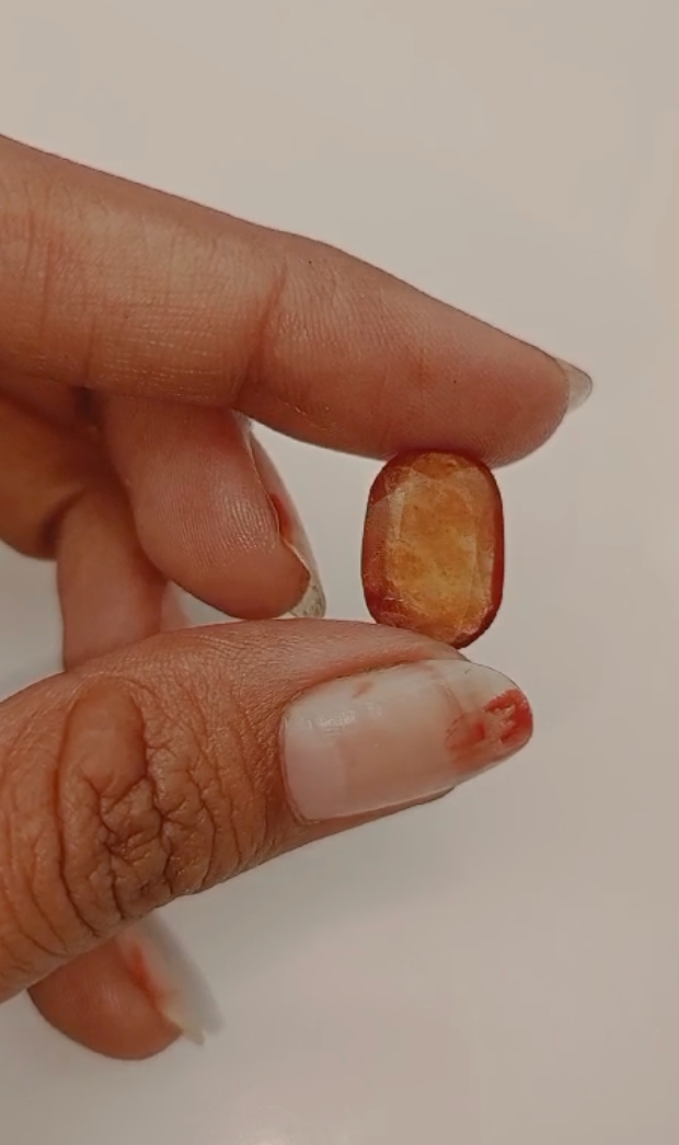 12 Ratti Gomed Stone Price