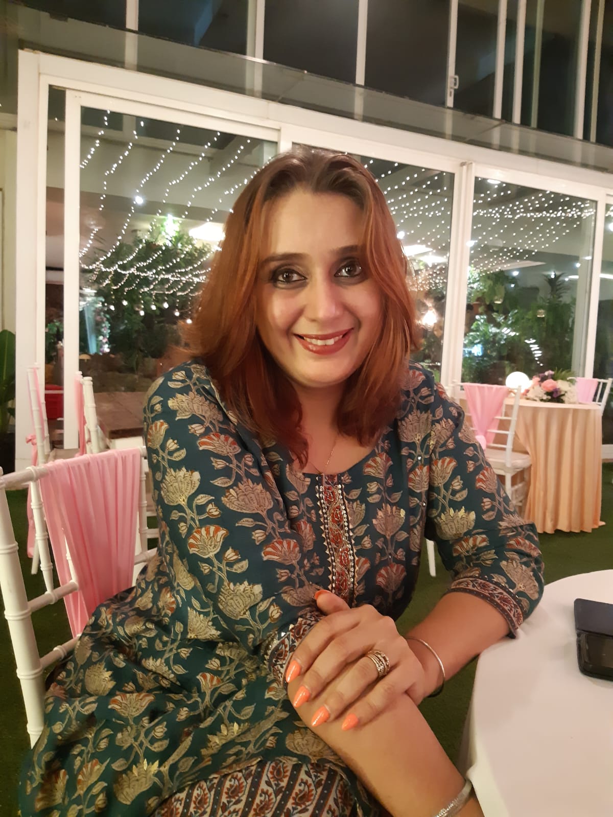 Expert Spiritual Healer & Tarot Consultant – Aneesha Malhotra | Mumbai (Copy)