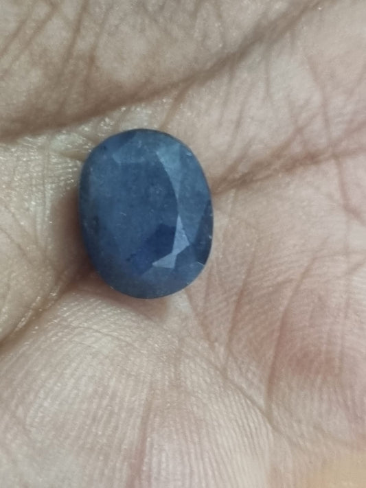 Blue sapphire stone