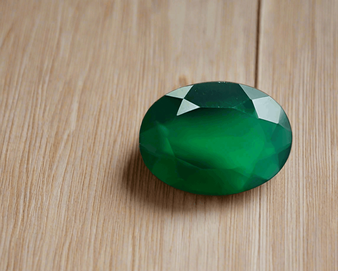 Green Onyx Stone Benefits in Hindi