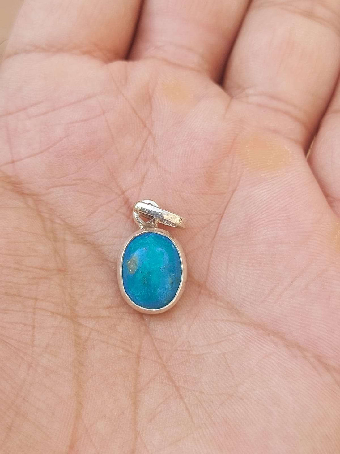 Signs That Feroza stone (Turquoise) Is Not Suiting You