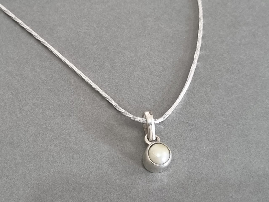 Pearl pendant