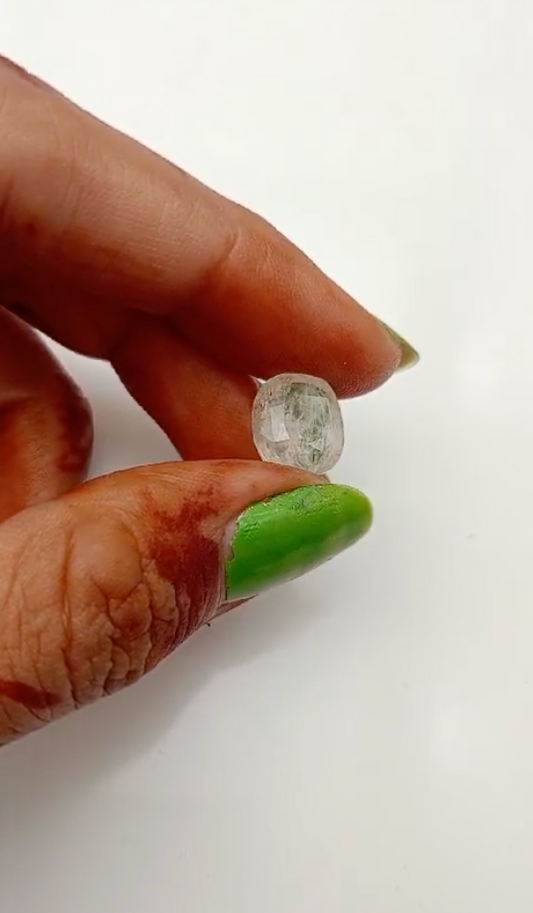 White sapphire stone