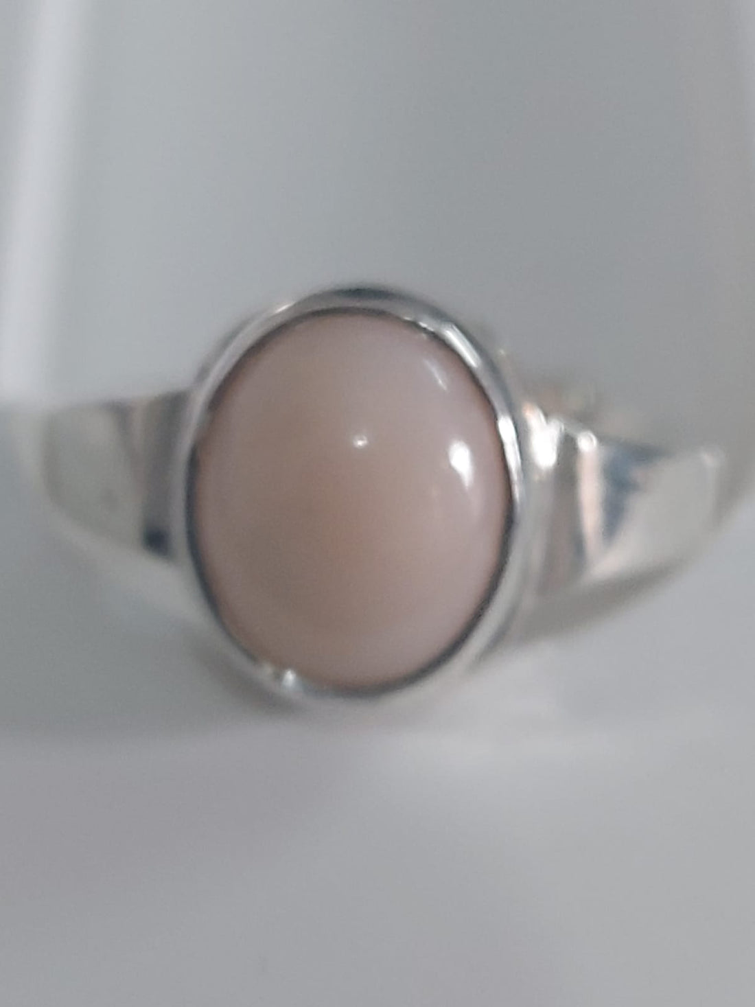 White coral ring