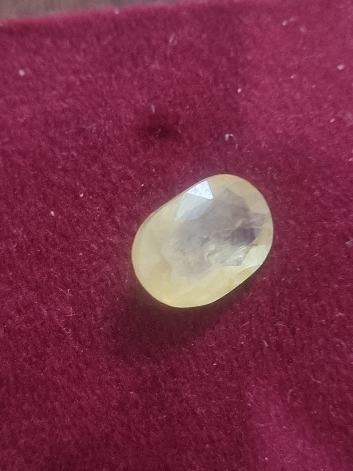 Yellow Sapphire stone