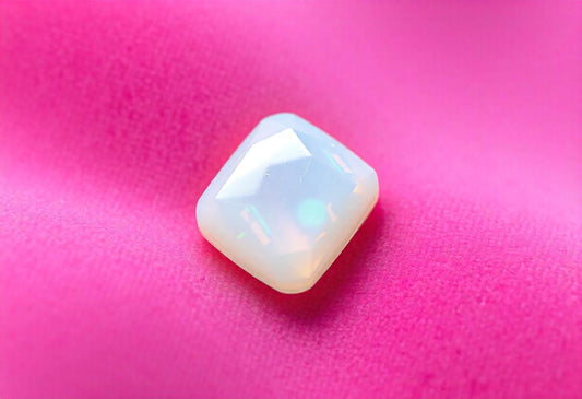 10 ratti Opal stone | 10 ratti White Opal | Australia