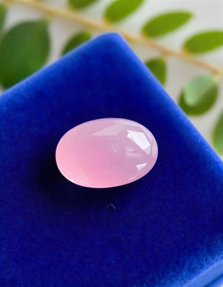 13 Carat Rose Quartz stone