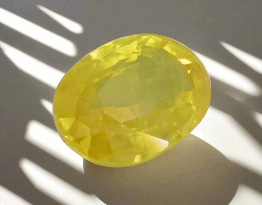 5.25 ratti Pukhraj| 5.25 ratti Yellow Sapphire  (Sava paanch ratti). Bangkok