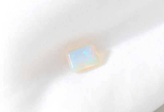 5 ratti Opal stone | 5 ratti White Opal | Australia