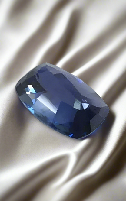 8 Carat Blue Sapphire | 8 Carat Neelam | Ceylon (Sri Lanka)