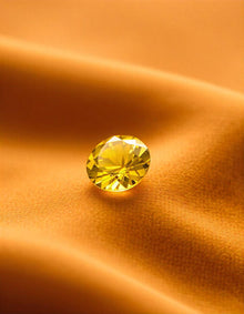 8 Carat Yellow Topaz stone