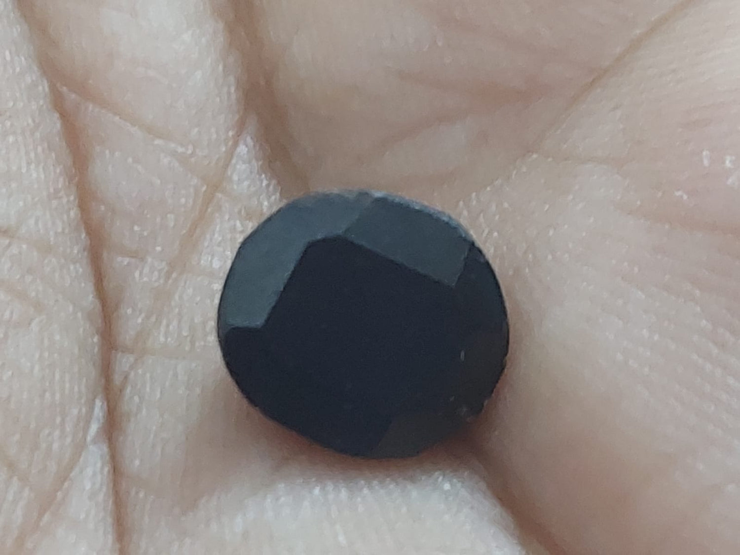 Black Gomed stone | Black Hessonite | 10 Carat 