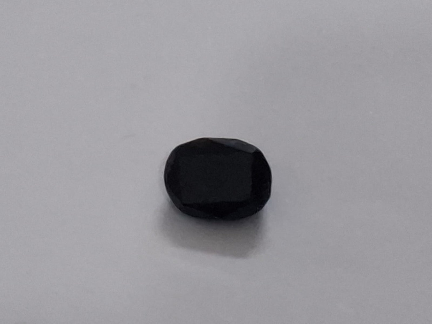Black Gomed stone | Black Hessonite | 3 Ratti 