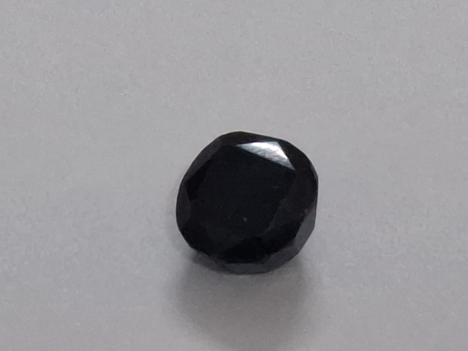 Black Gomed stone | Black Hessonite | 4.25 Ratti 