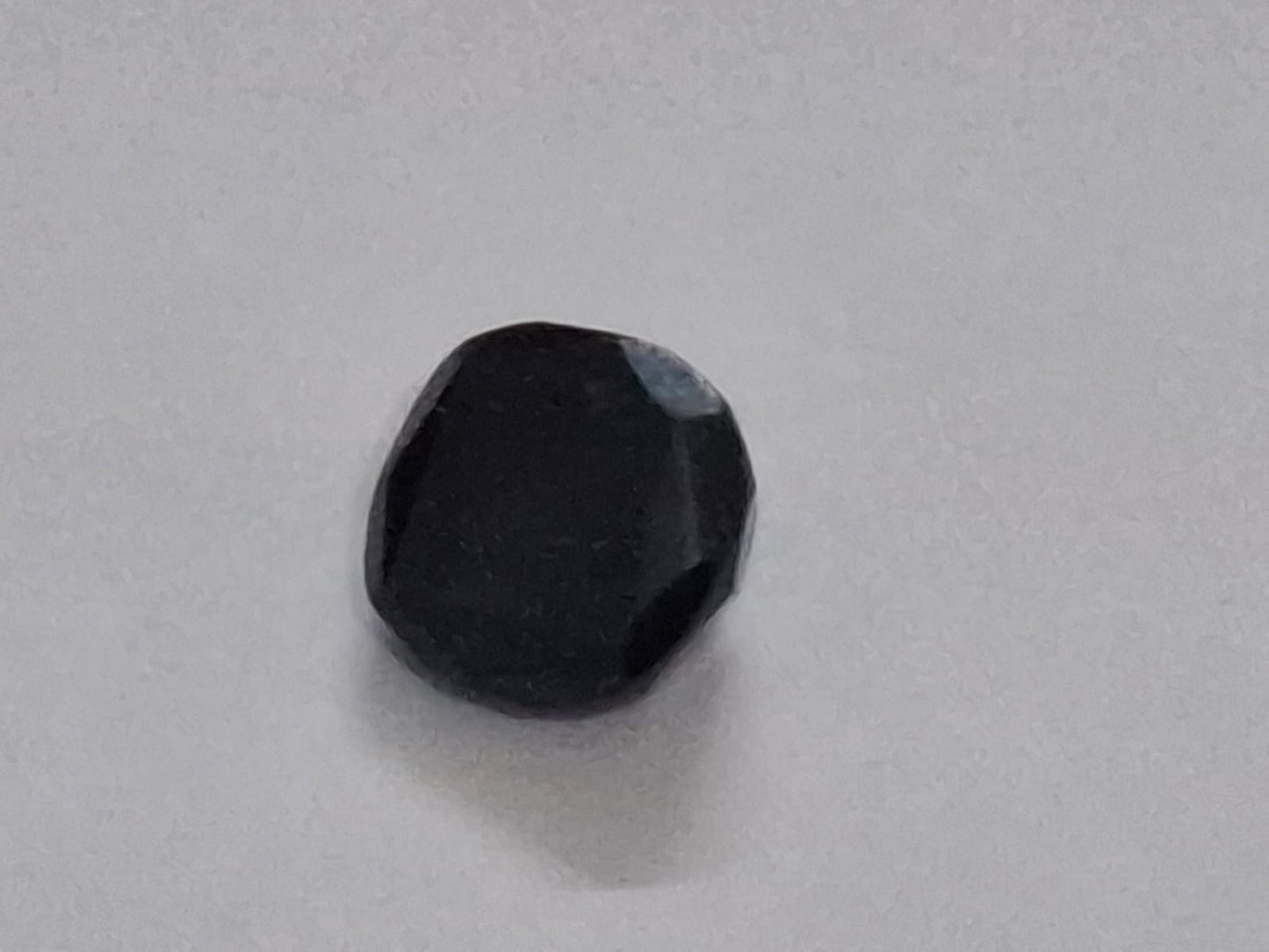 Black Gomed stone | Black Hessonite | 5.25 Ratti 
