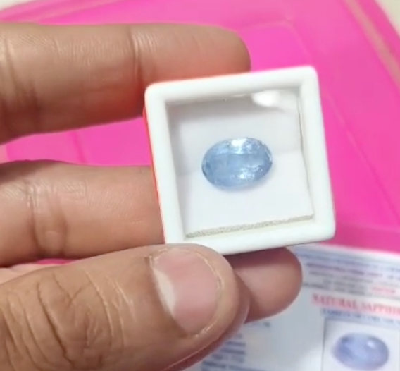 Blue Sapphire | Neelam stone | Ceylon (Sri lanka) | 7 carat 