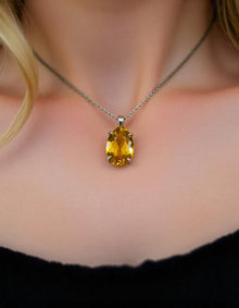 Citrine stone pendant