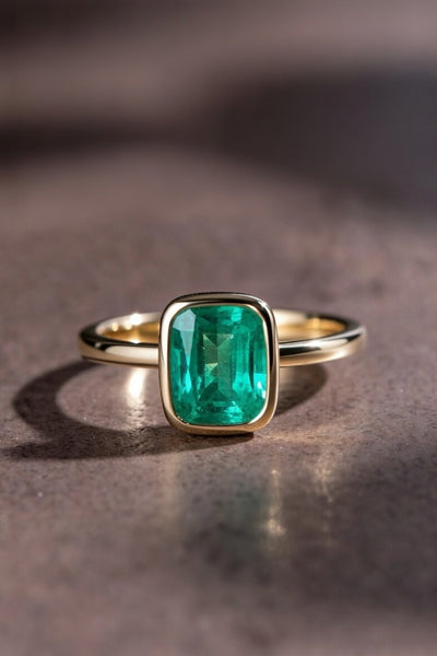 Emerald Ring - Premium