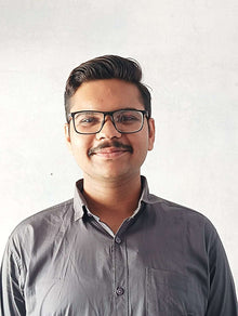 Expert Astrologer – Aayush Shukla | Gujarat