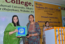 Expert Tarot Reader, Psychic – Dr Shubha Sharma | Jaipur