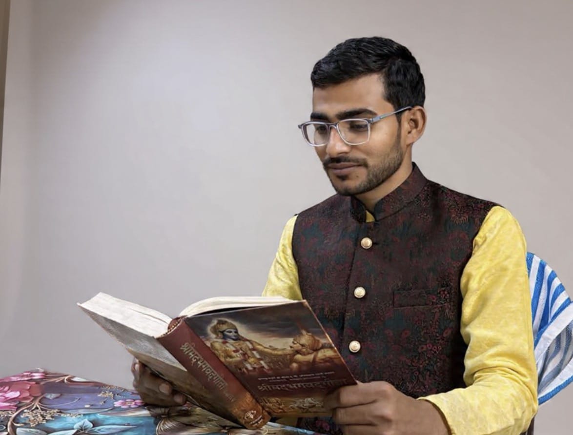 Expert Tarot Reader – Gautam Kumar