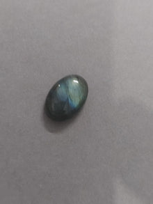 Labradorite Stone | 7 Carat 