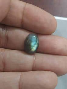 Labradorite Stone | 8 Carat 