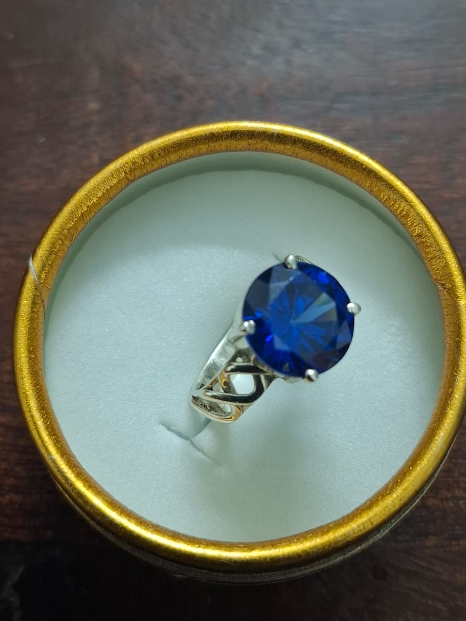 Neelam Stone Ring Ceylon Gemstone ring – Vedic Crystals