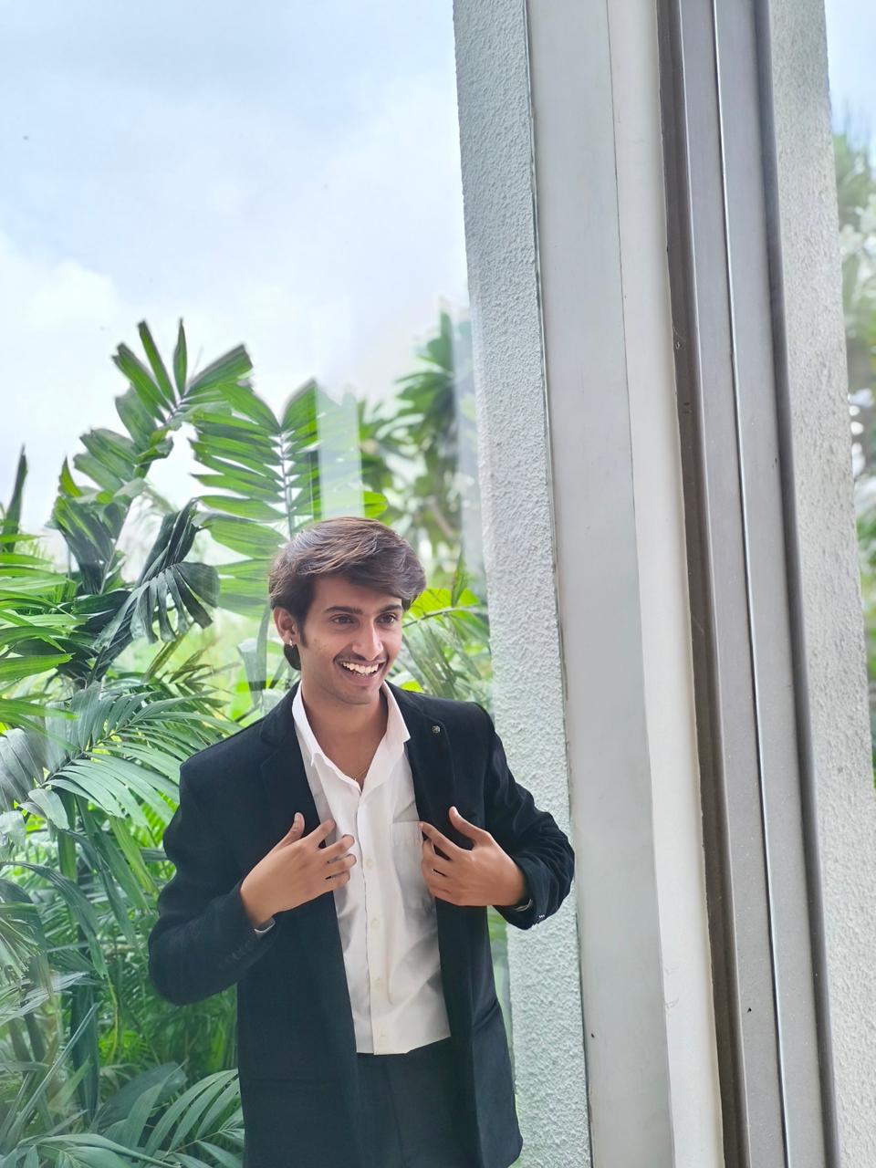 Online Consultation with Expert Astrologer – Acharya Aaryan Singh | Ahmedabad