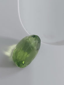 Peridot | Gemstone for Mercury | 7 ratti 