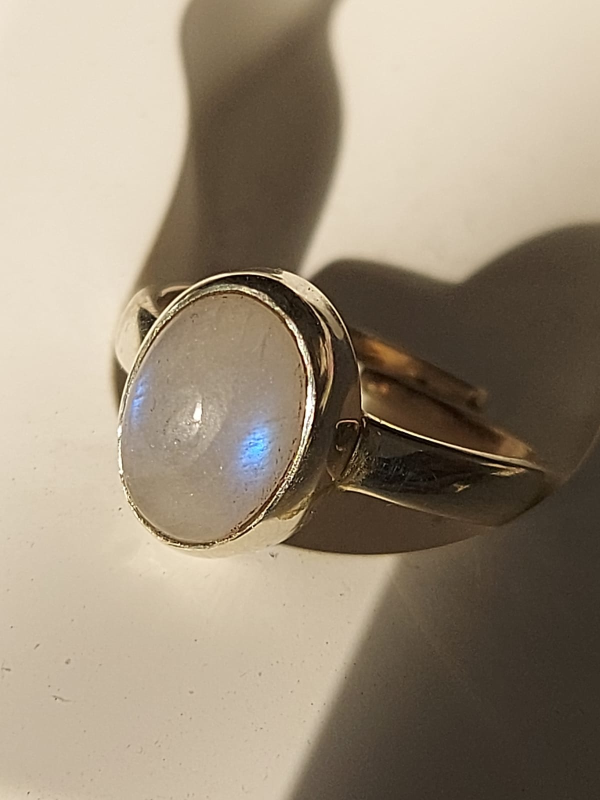 Rainbow Moonstone Ring With Certificate Gemstone ring – Vedic - Main Image