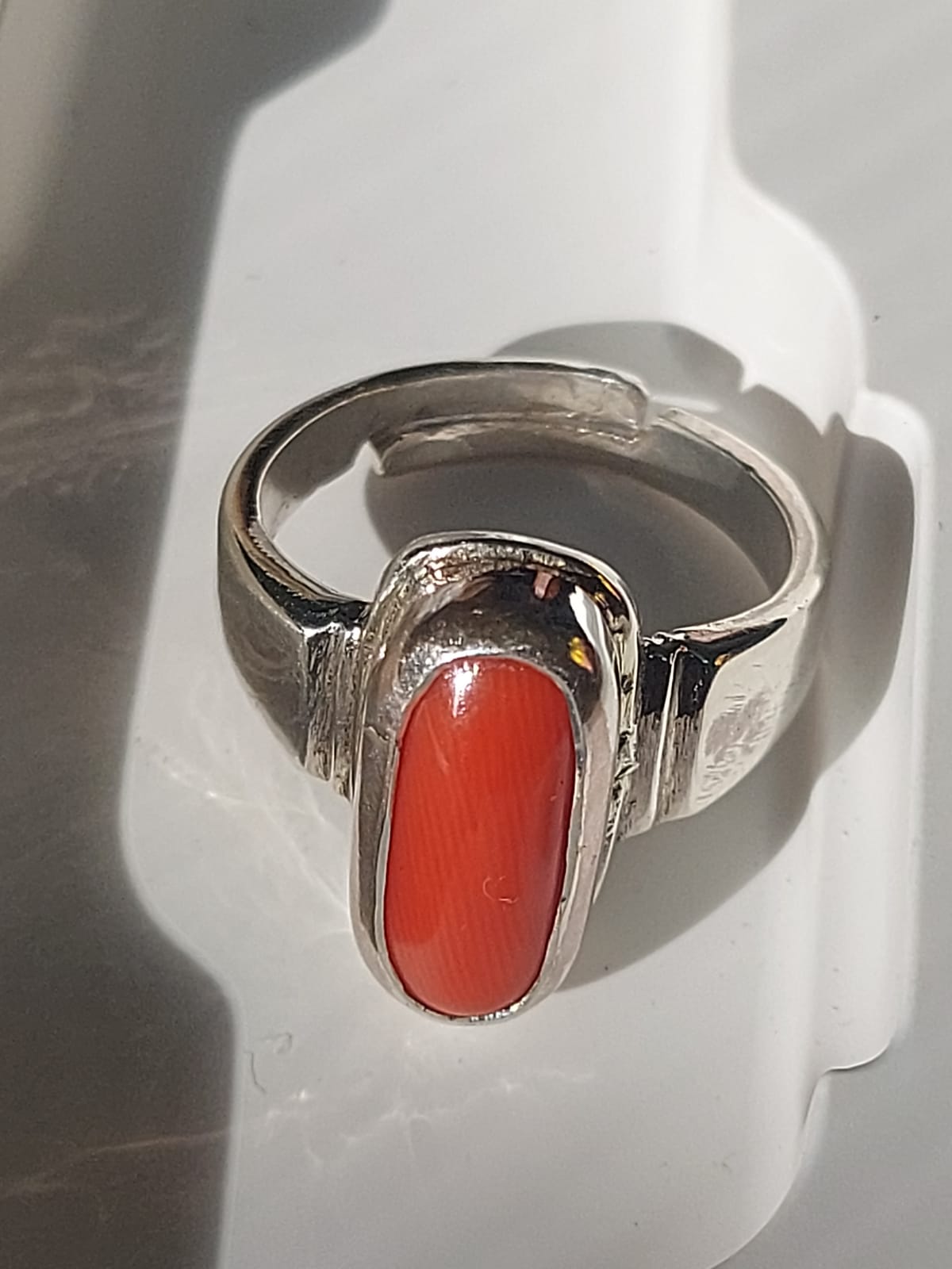 Red Coral stone Moonga Stone Povale 11 ratti With