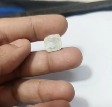 White Sapphire | Safed Pukhraj | Sri Lankan | 6 ratti | With Certificate