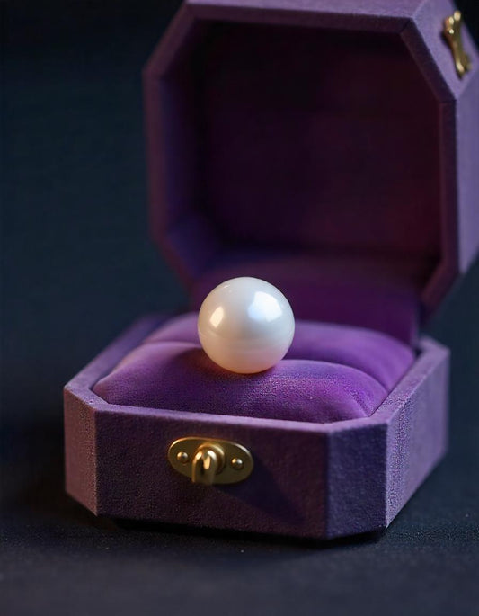 South Sea Pearl Stone - 5.5 Carat 