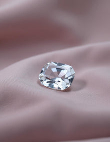 Sri Lankan 10 Carat White Sapphire | Ceylon