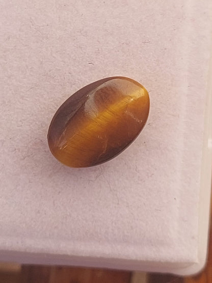 Tiger eye stone | 9.5 carat 