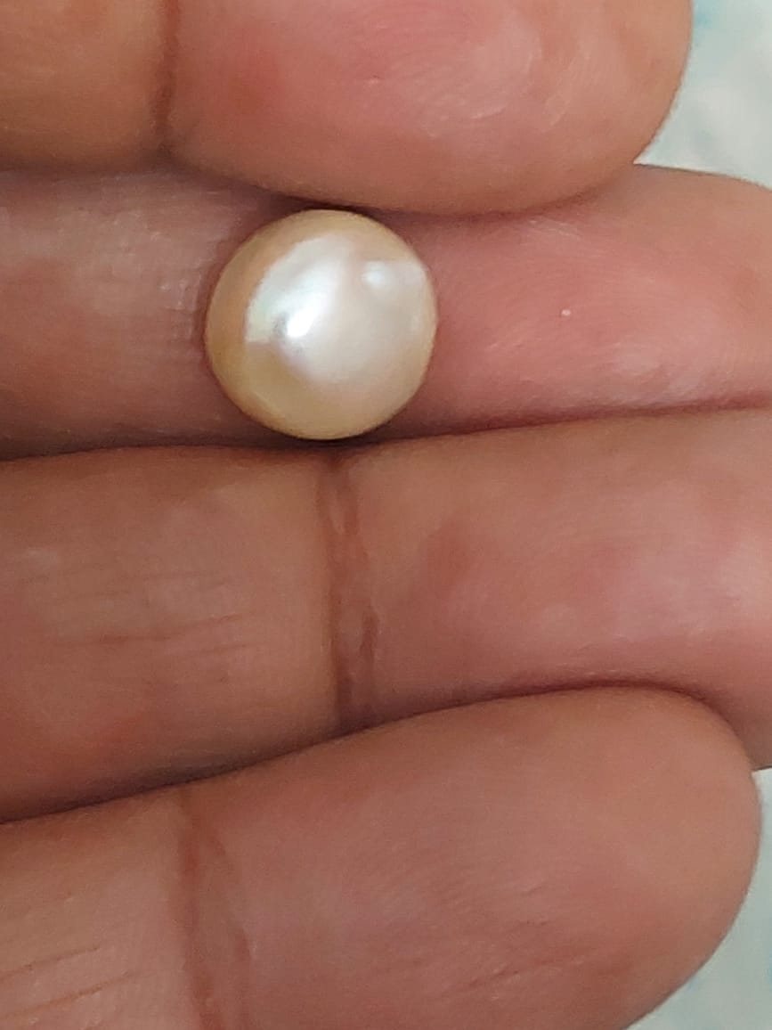 7.25 ratti - Freshwater Pearl (Moti) gemstone for Moon
