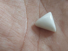 White Coral Stone | Safed Mooonga | Triangle | 6 carat 