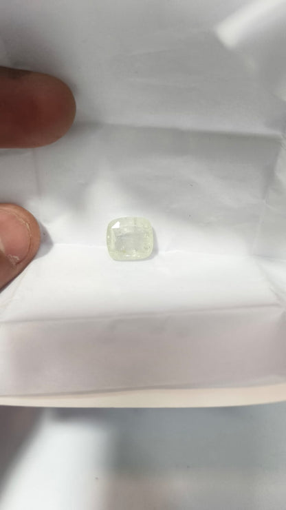 White Sapphire | Safed Pukhraj | Ceylon | 4.5 Carat 