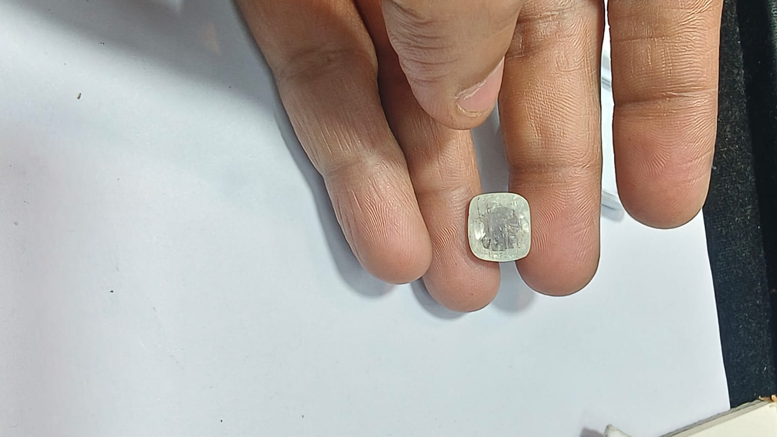 White Sapphire | Safed Pukhraj | Ceylon | 6.5 Carat 