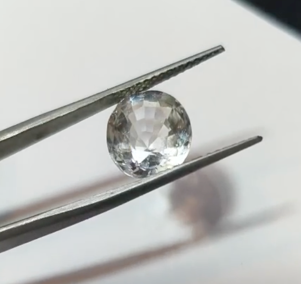 White Zircon Stone Safed Jarkan ratti With Certificate – Vedic Crystals