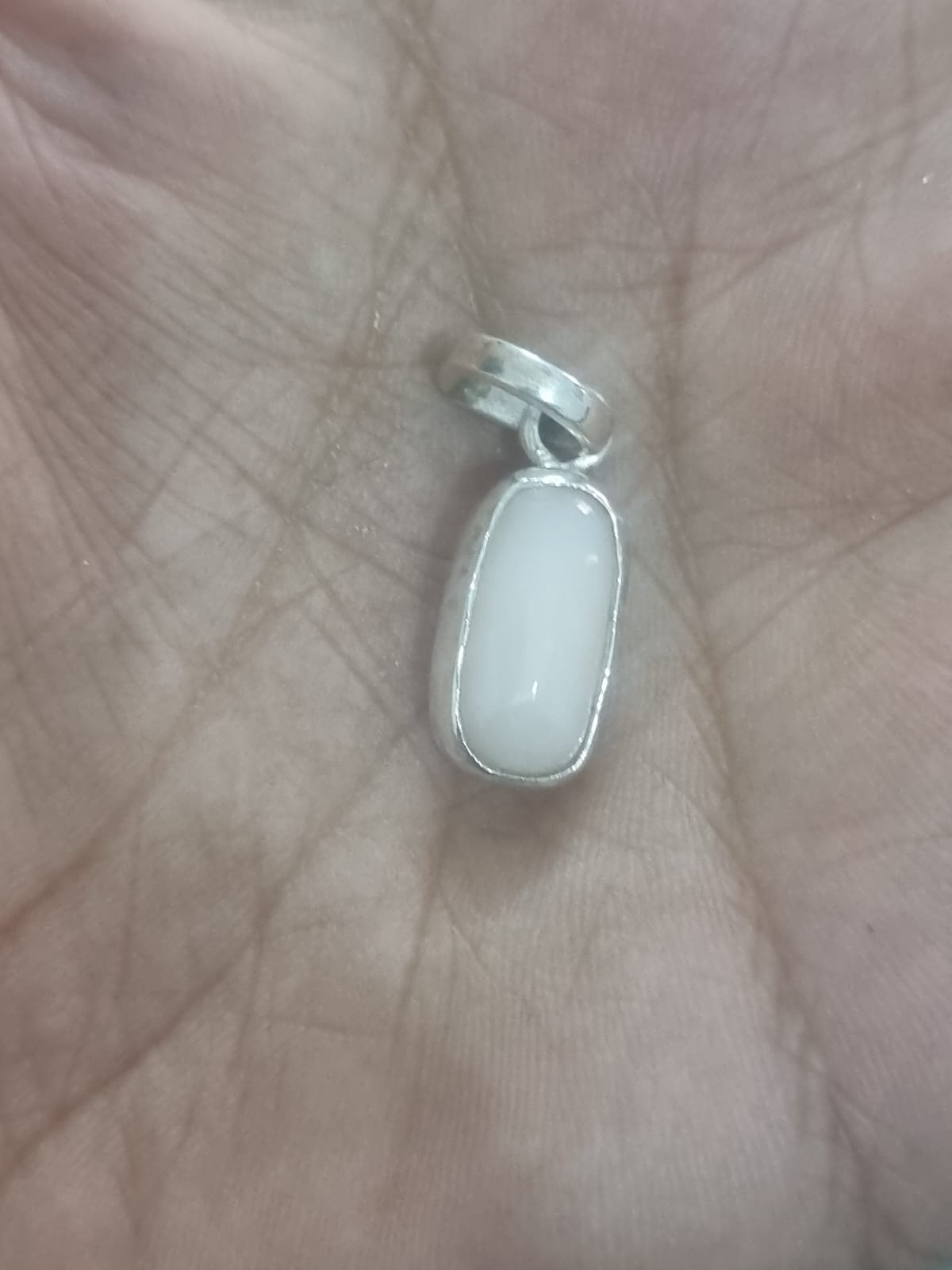 White Coral Stone Safed Mooonga Carat With Lab - Main Image