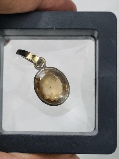 Yellow Topaz pendant in panchdhatu image 4