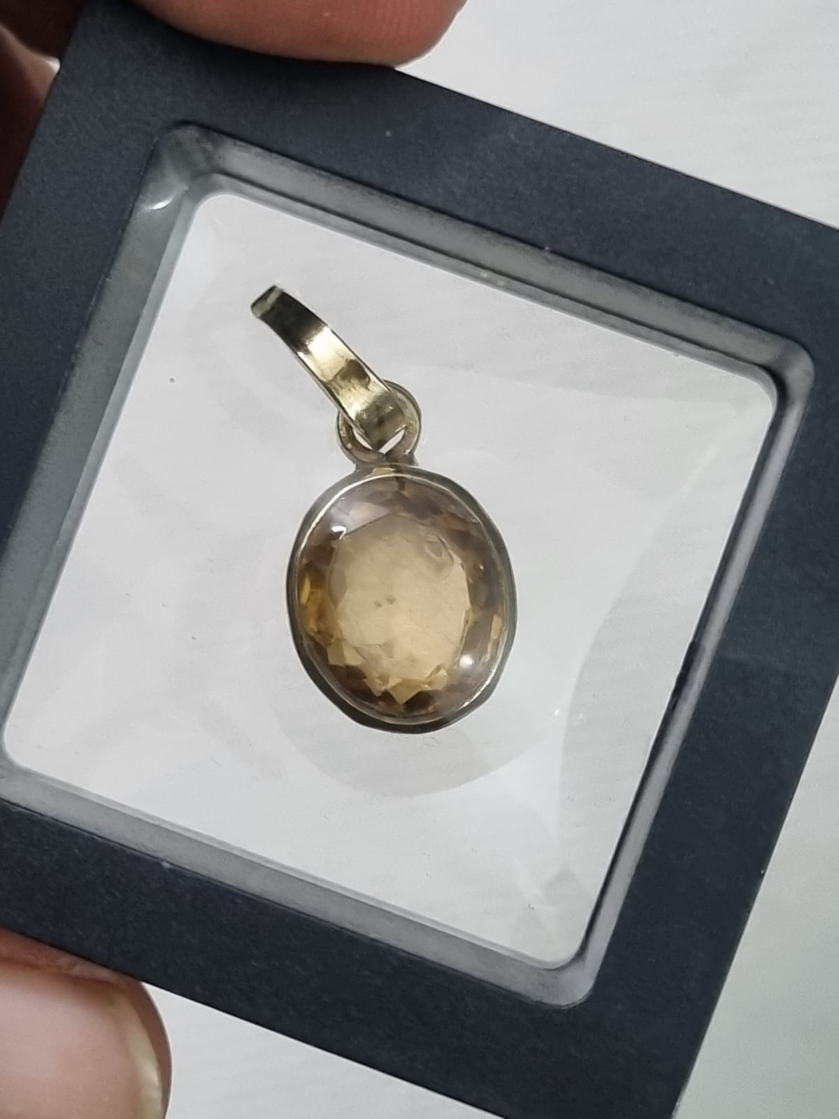 Yellow Topaz pendant in panchdhatu