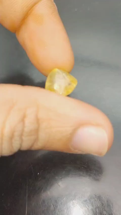 Yellow Sapphire Stone | Pukhraj stone | 9.15 ratti | Ceylon (Sri Lankan)