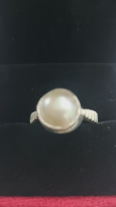 Pearl Ring