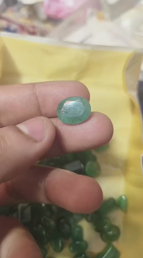 Emerald stone | Panna stone | Zambia | 8.25 ratti 