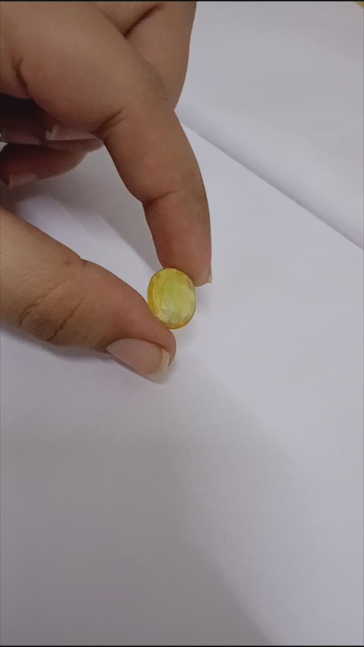 4.5 Carat Pukhraj | 4.5 Carat Yellow Sapphire stone | Bangkok