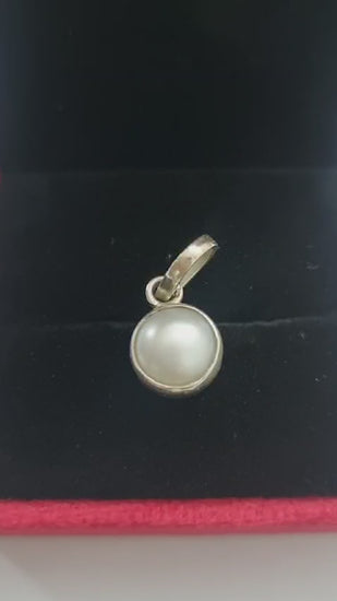 Pearl Pendant