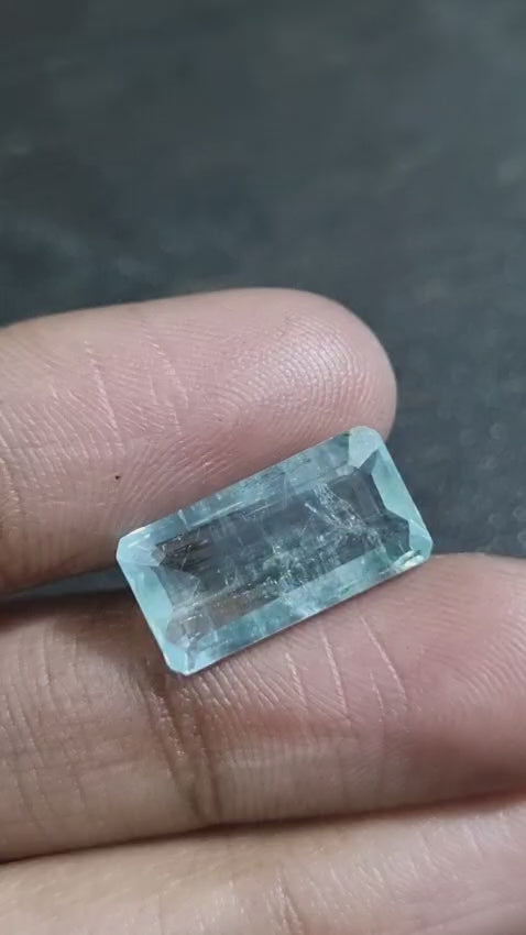 Emerald stone | 5.33 carat | Columbia | Super Premium | With Govt Certificate